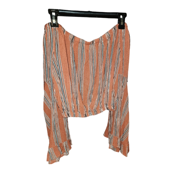 Alter'd State Medium cropped top - Picture 2 of 4